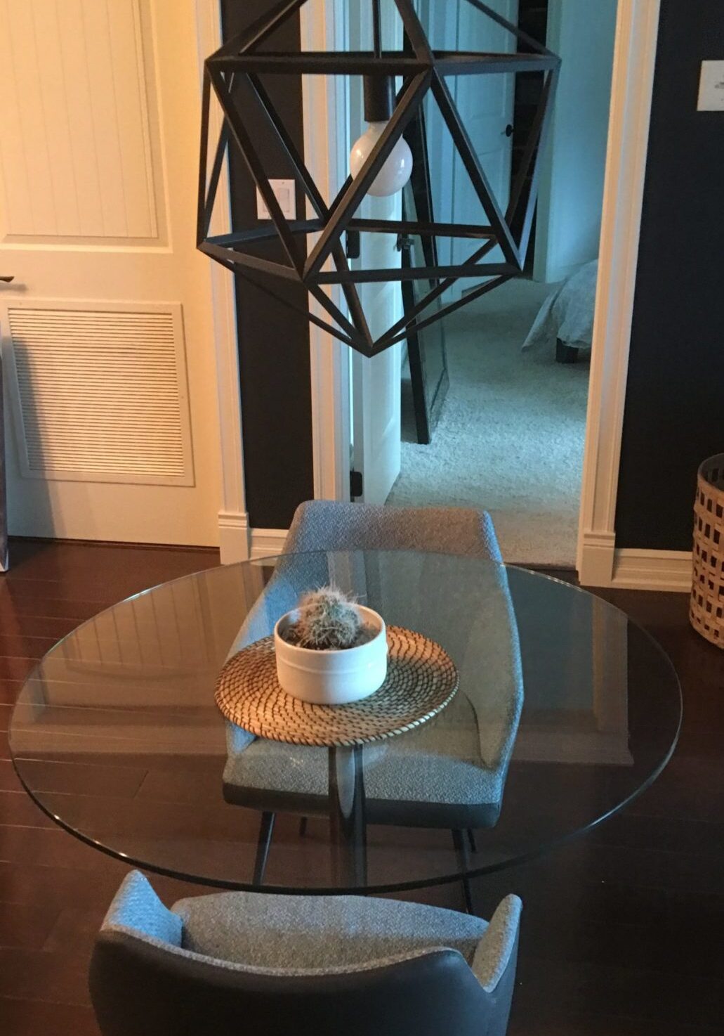 DINING 1