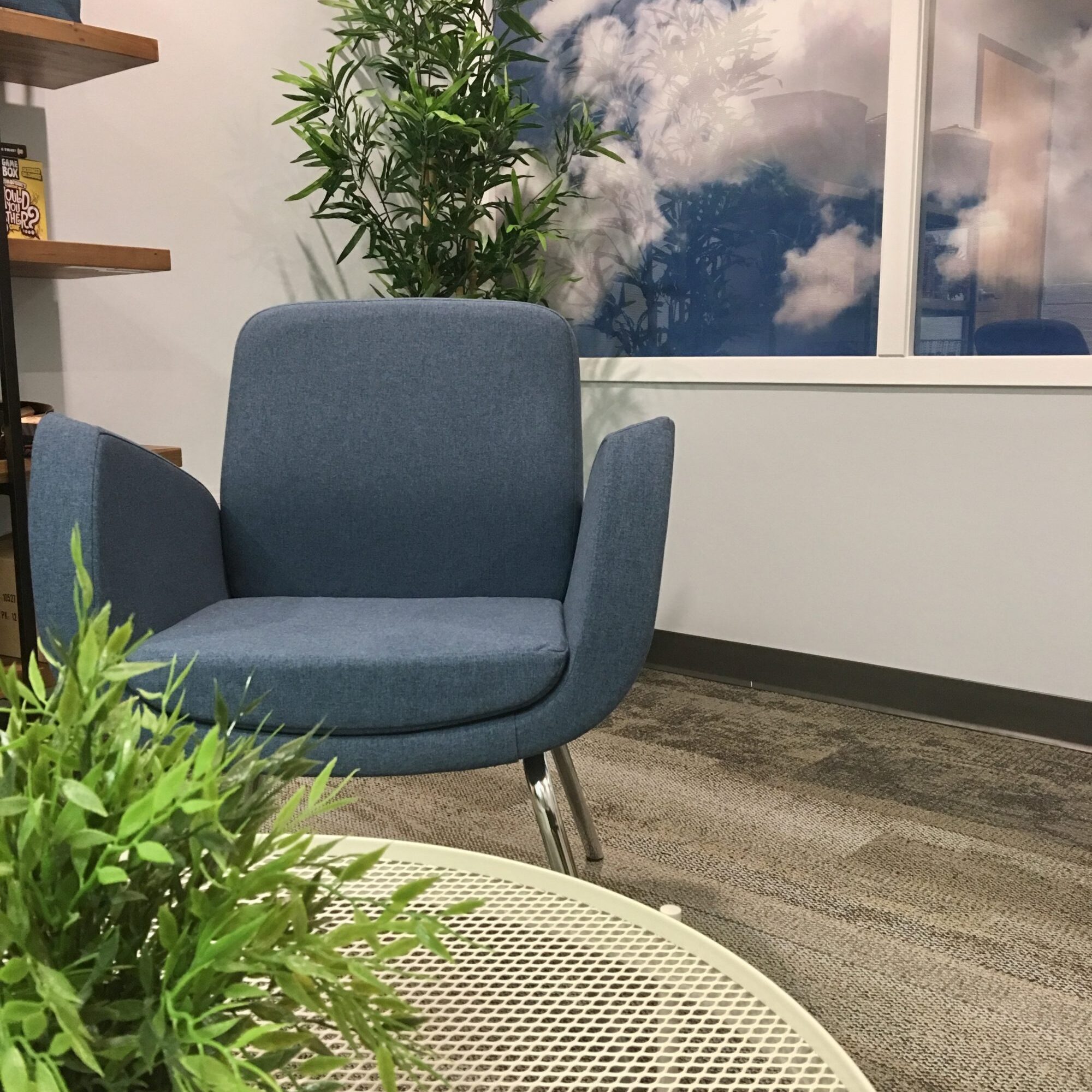Carpet Tile /  Décor / Monitor Glass Film